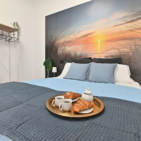 Izzhome Cozy Room-2