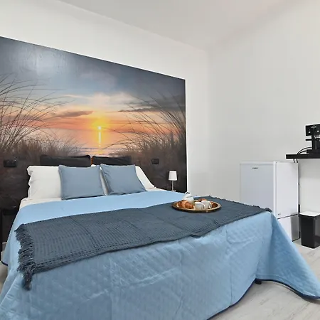 Izzhome Cozy Room-3